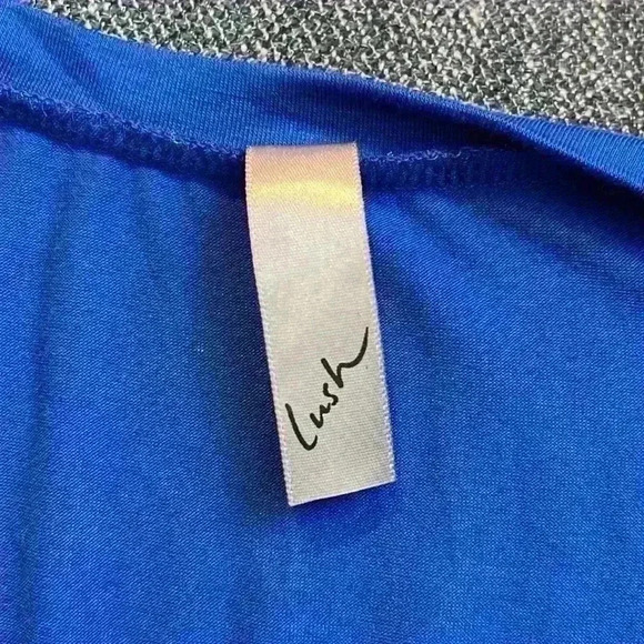 Beautiful blue Lush mini dress from Nordstroms Jr department.  Size M - Picture 5 of 6